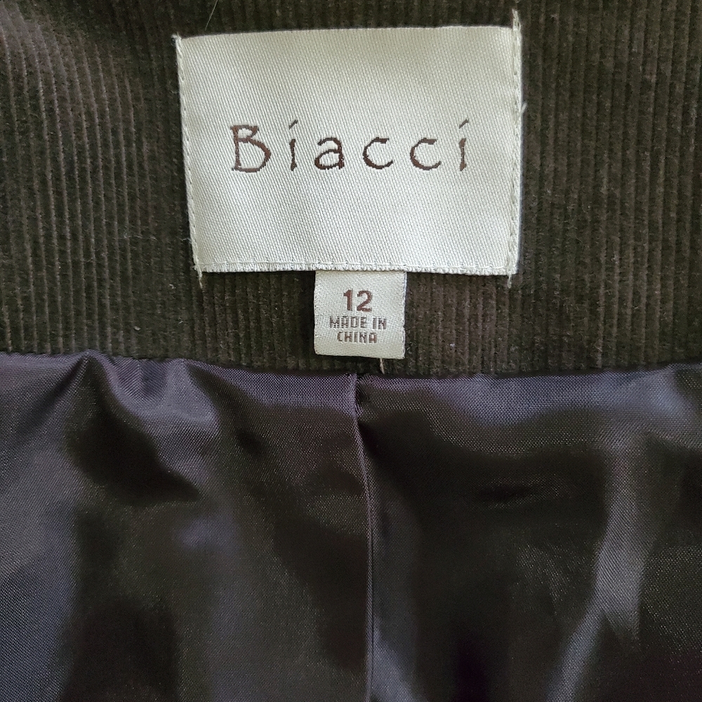 Jacket - Picture 4 of 4